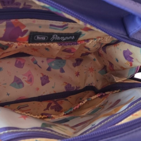 Disney Parks Sling Bag - Lug Tailback - Epcot Festival of the Arts 2025 Figment - Picture 5 of 10